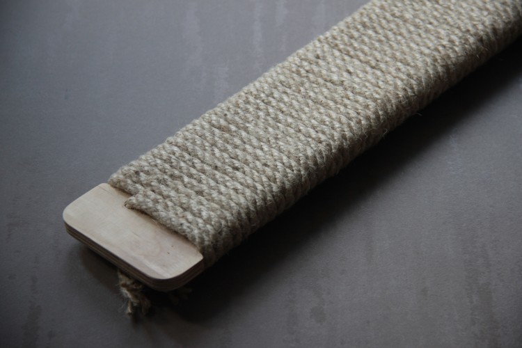 SimpleScratcher - drapak poziomy dla kota 05